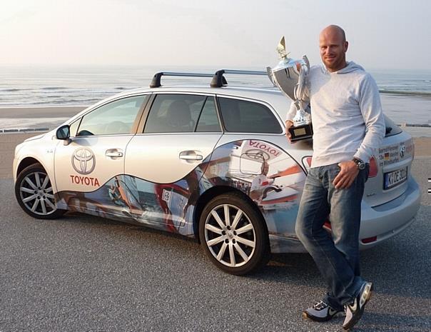 Bernd Flessner ist zum 14. Mal Deutscher Meister im Windsurfen. Foto: Auto-Reporter/Toyota